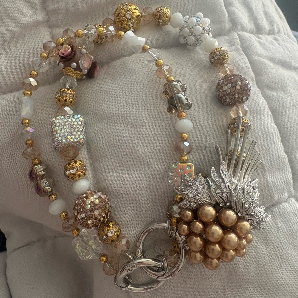 Gold/Silver/White Beaded Pineapple Phone/Bag Charm